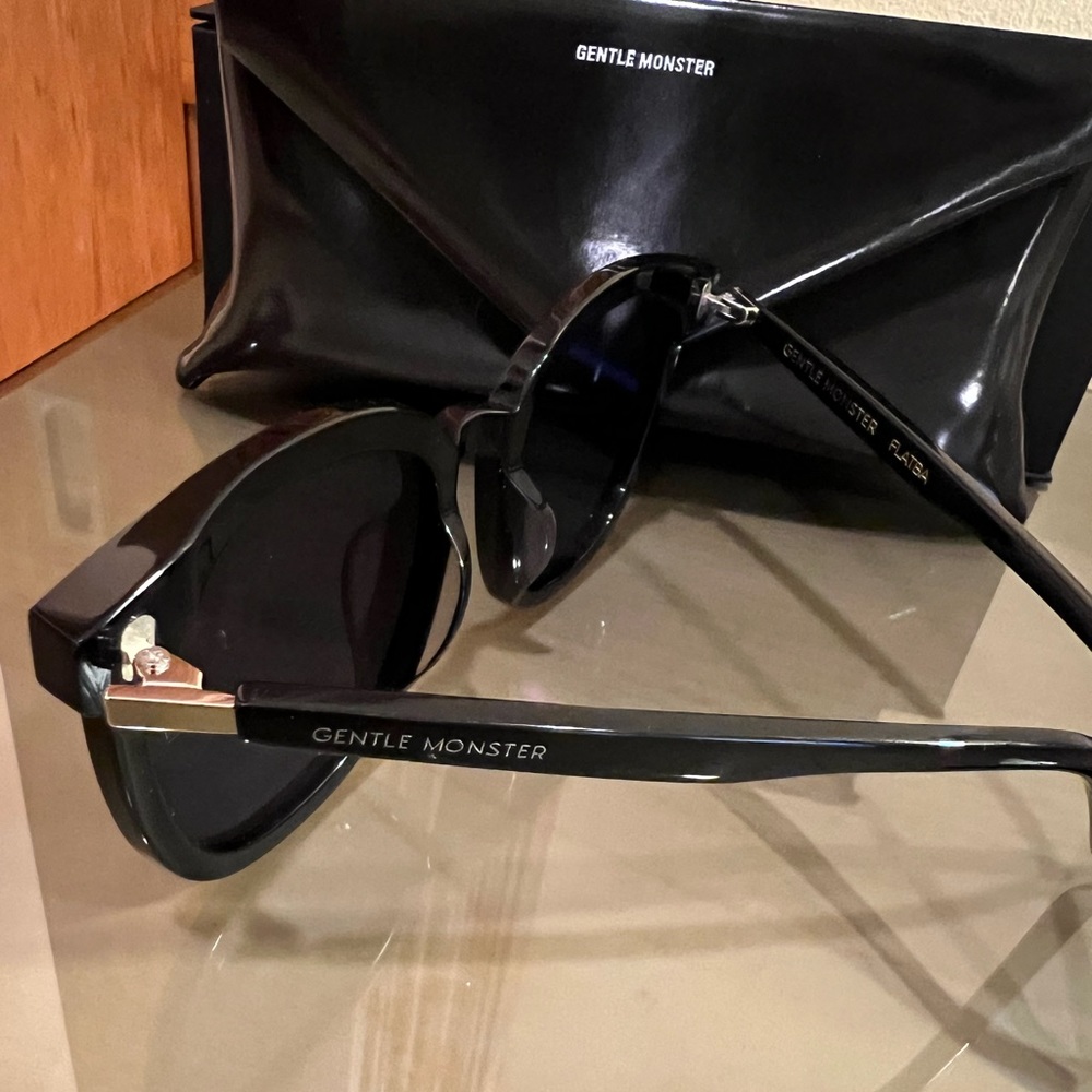 Gentle monster sunglasses